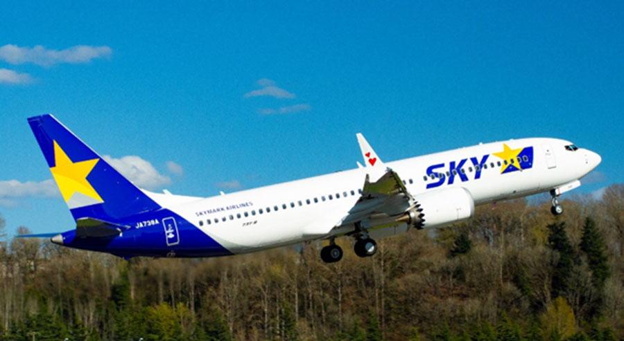 Skymark Receives Japan’s First Boeing 737-8 Aircraft