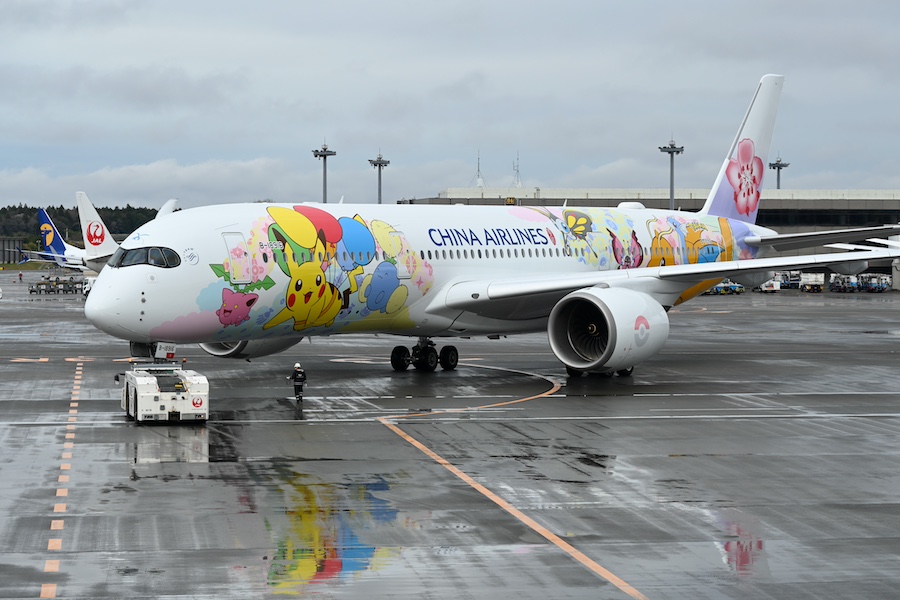 Pikachu Jet CI2 headrest and pillow covers