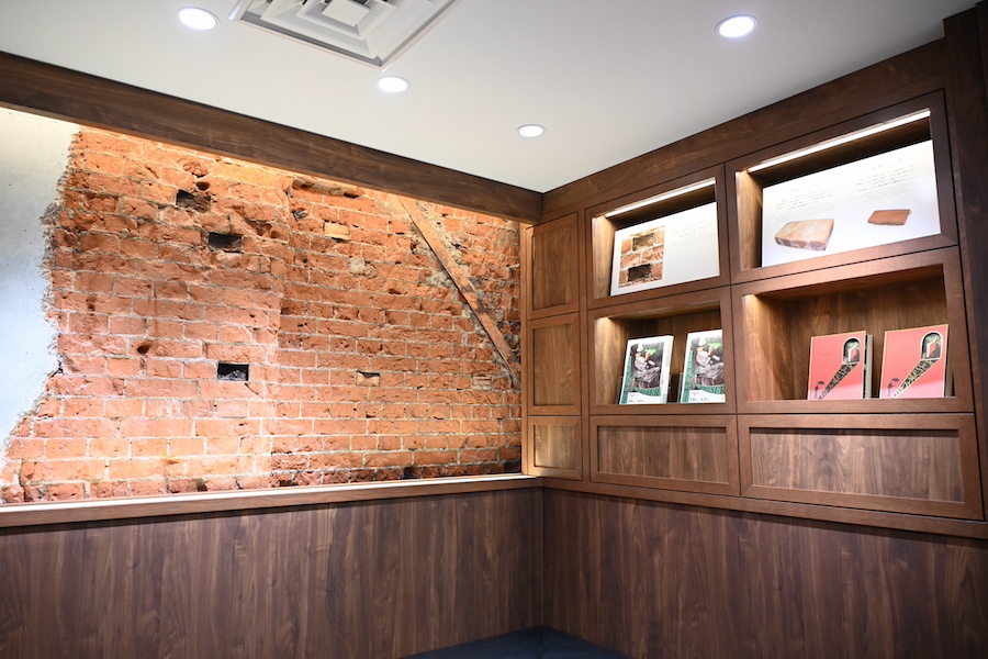 Brick walls of the Marunouchi Station Building interior