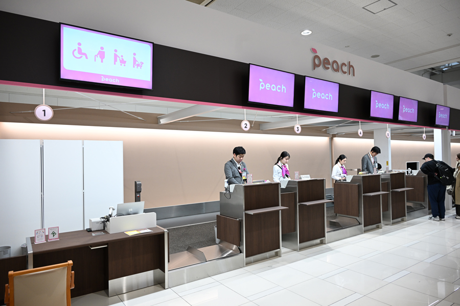 Staffed Counter Area at Peach Aviation Kansai Terminal 2