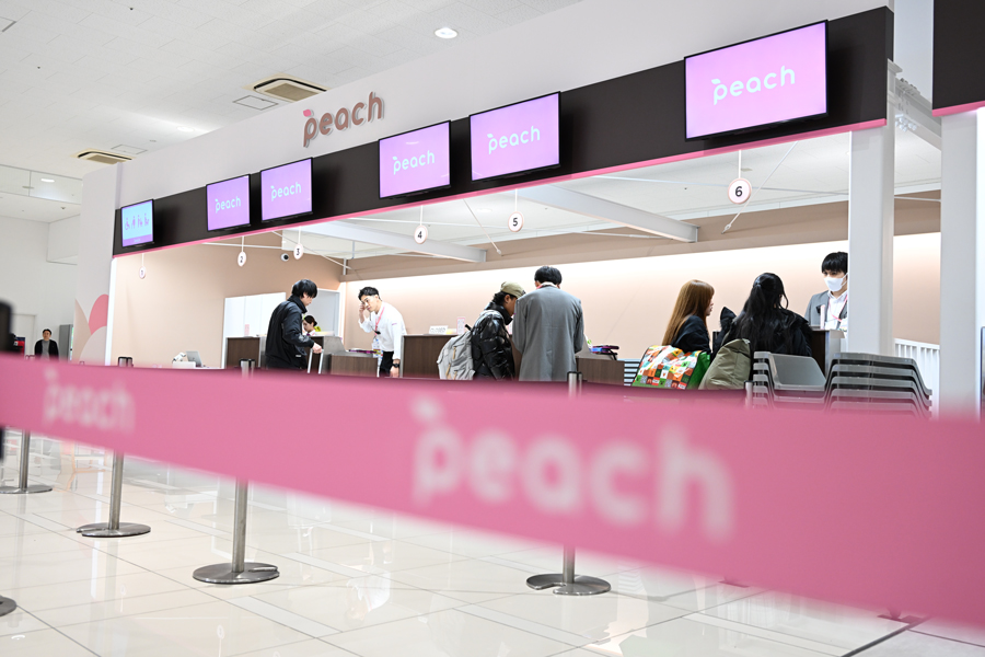 Smart security lanes at Kansai International Airport Terminal 2