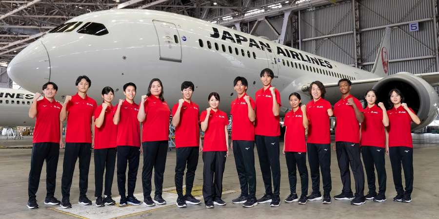 JAL to Hold Athlete Academy and Launch New Sports Caravan Across Japan JAL to Hold Athlete Academy and Launch New Sports Caravan Across Japan