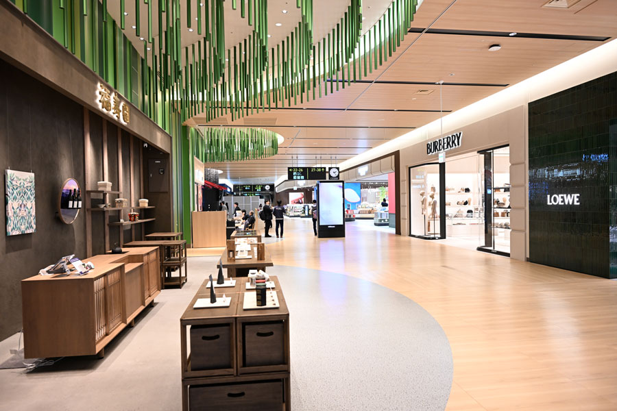 Shops in the new commercial area at Kansai International Airport