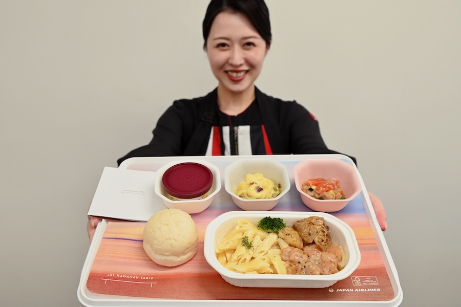 First lineup menu of JAL Hawaiian Table