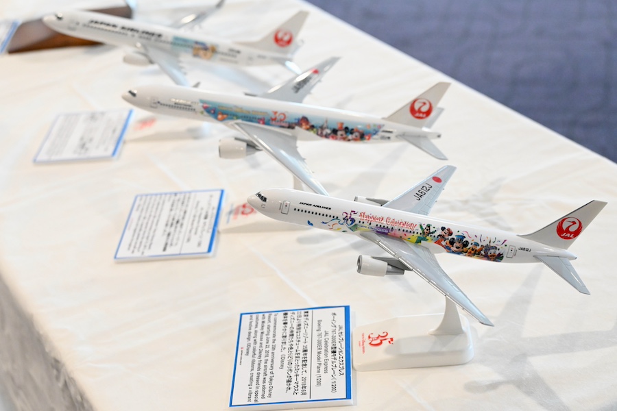 JAL Jubilee Express and Tokyo DisneySea Sparkling Jubilee branding