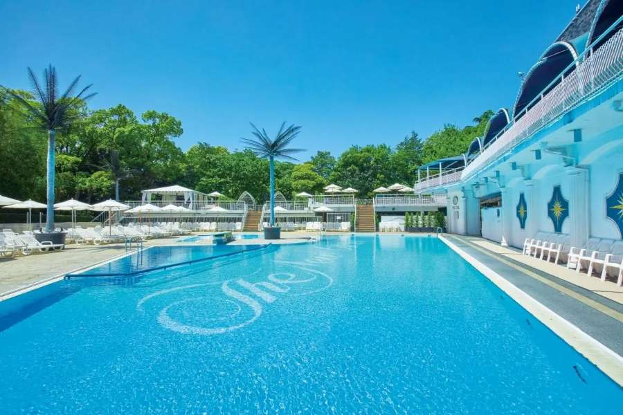 Hotel New Otani Tokyo Extends Garden Pool Operating Hours Hotel New Otani Tokyo Extends Garden Pool Operating Hours