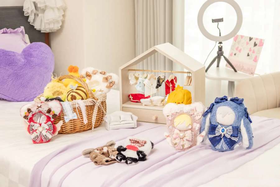 Shin-Yokohama Prince Hotel Offers “Exciting Oshi Space: Plushie Dress-Up Stay”