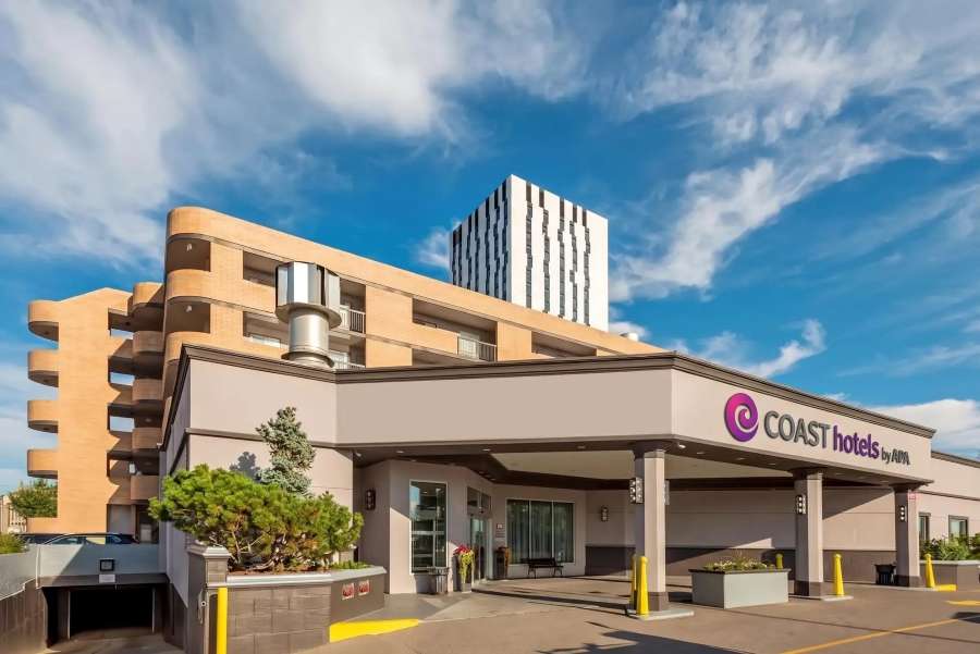 COAST calgary university area hotel by APA
