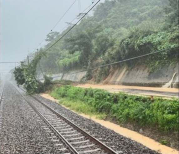JR East to Suspend Some Greater Tokyo Area Lines on September 22 Due to Typhoon No. 25