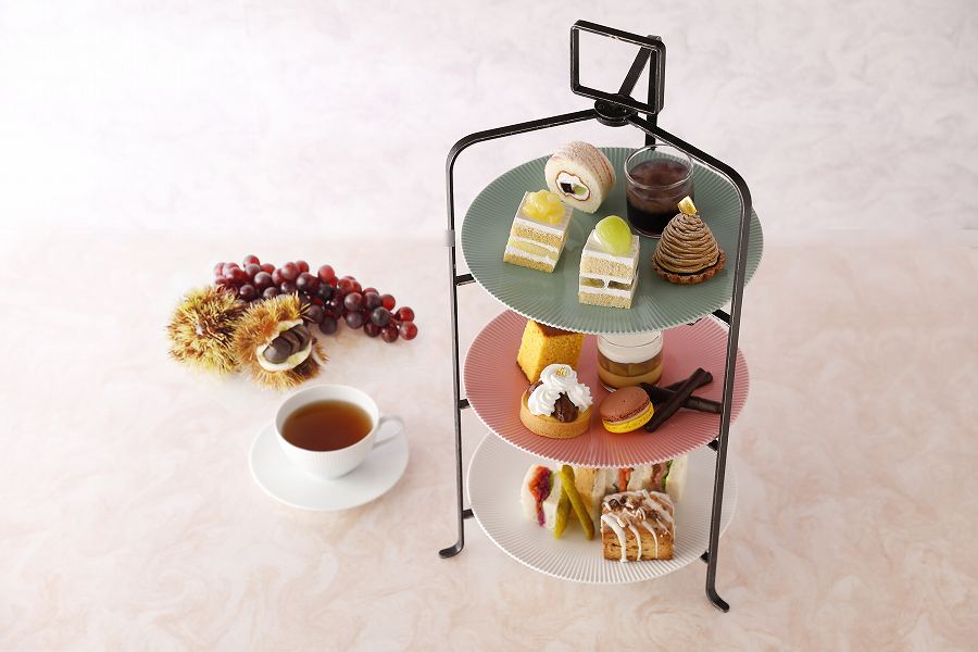 Hotel New Otani Tokyo Launches Chestnut and Grape Afternoon Tea Set